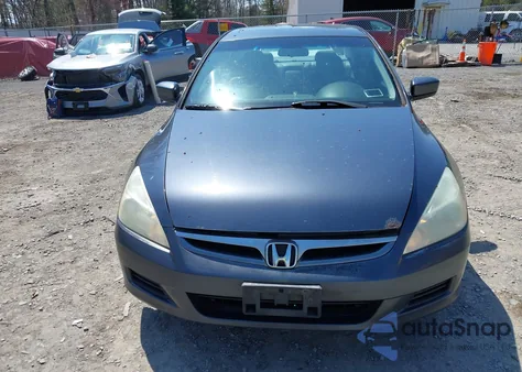2007 Honda Accord 2.4 Ex z USA, uszkodzony, nr VIN 1HGCM56887A064711